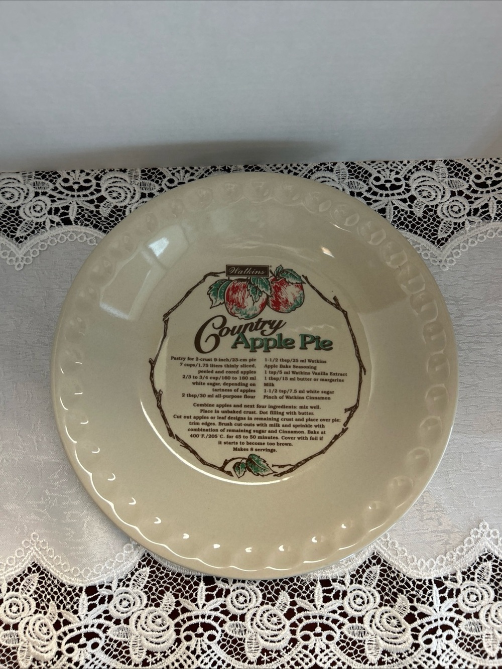 1996 Watkins Country Apple Pie Plate 10" diameter x 1-5/8" deep